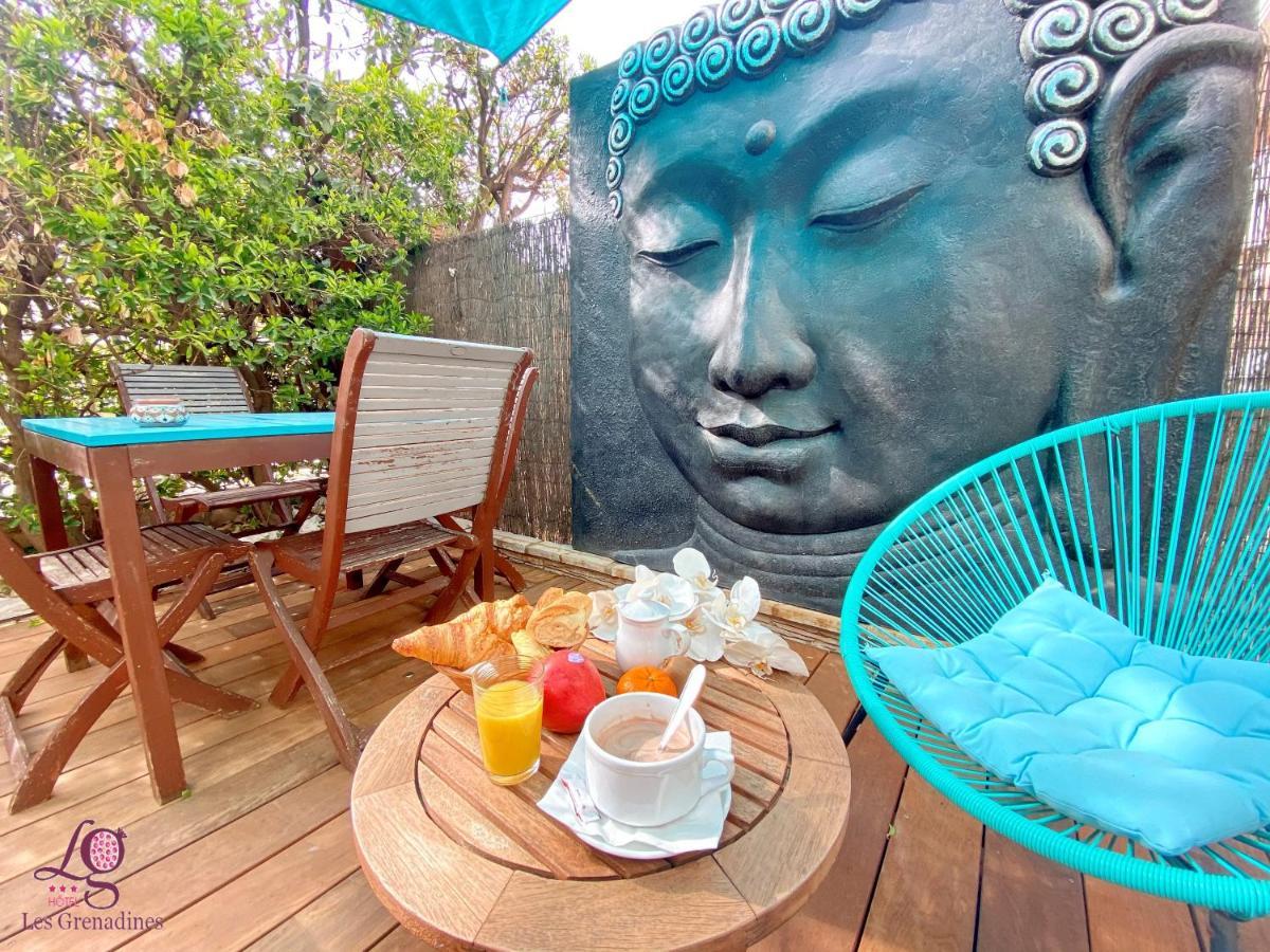 Les Grenadines Hotel