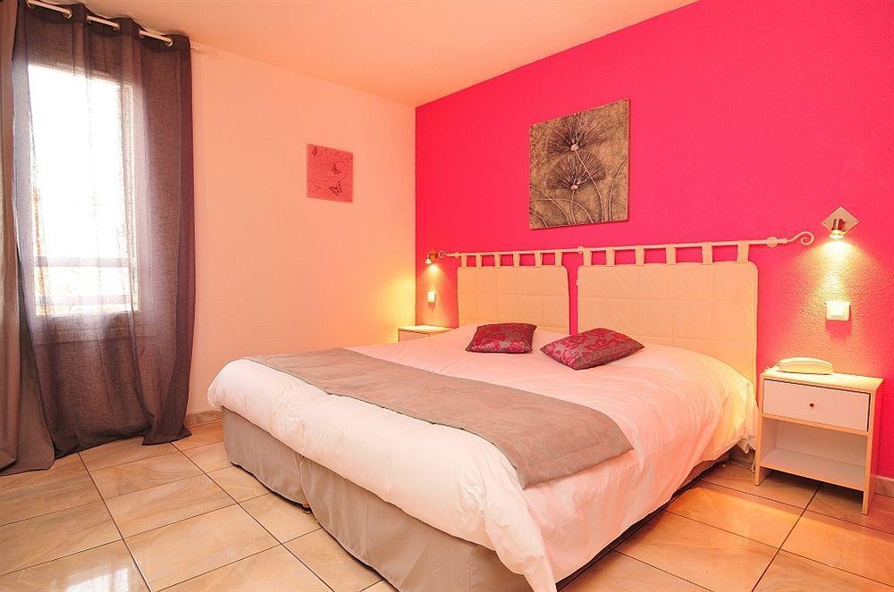 Les Grenadines Hotel